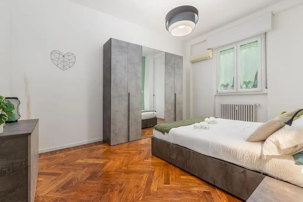Monza Centro-Milano-Como,Suite Vicino Stazione Apartment